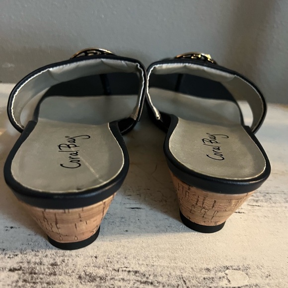 Coral Bay Wedge Sandals Size 8 NWOT - Picture 2 of 7